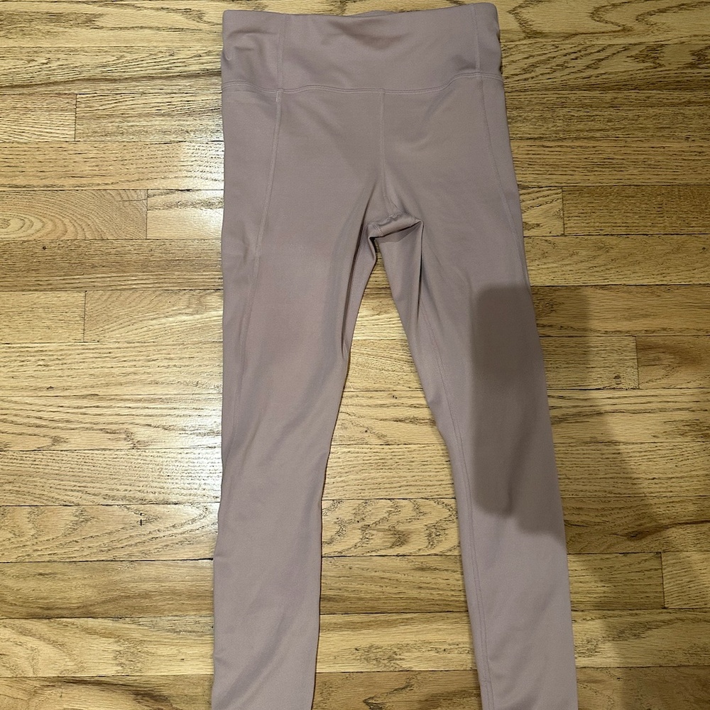 Athelta leggings, size xs, in light pink.